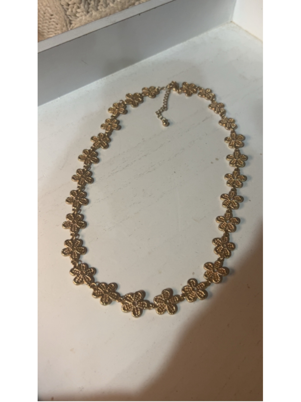 Women's Unbranded Gold Flower Link Necklace One Size